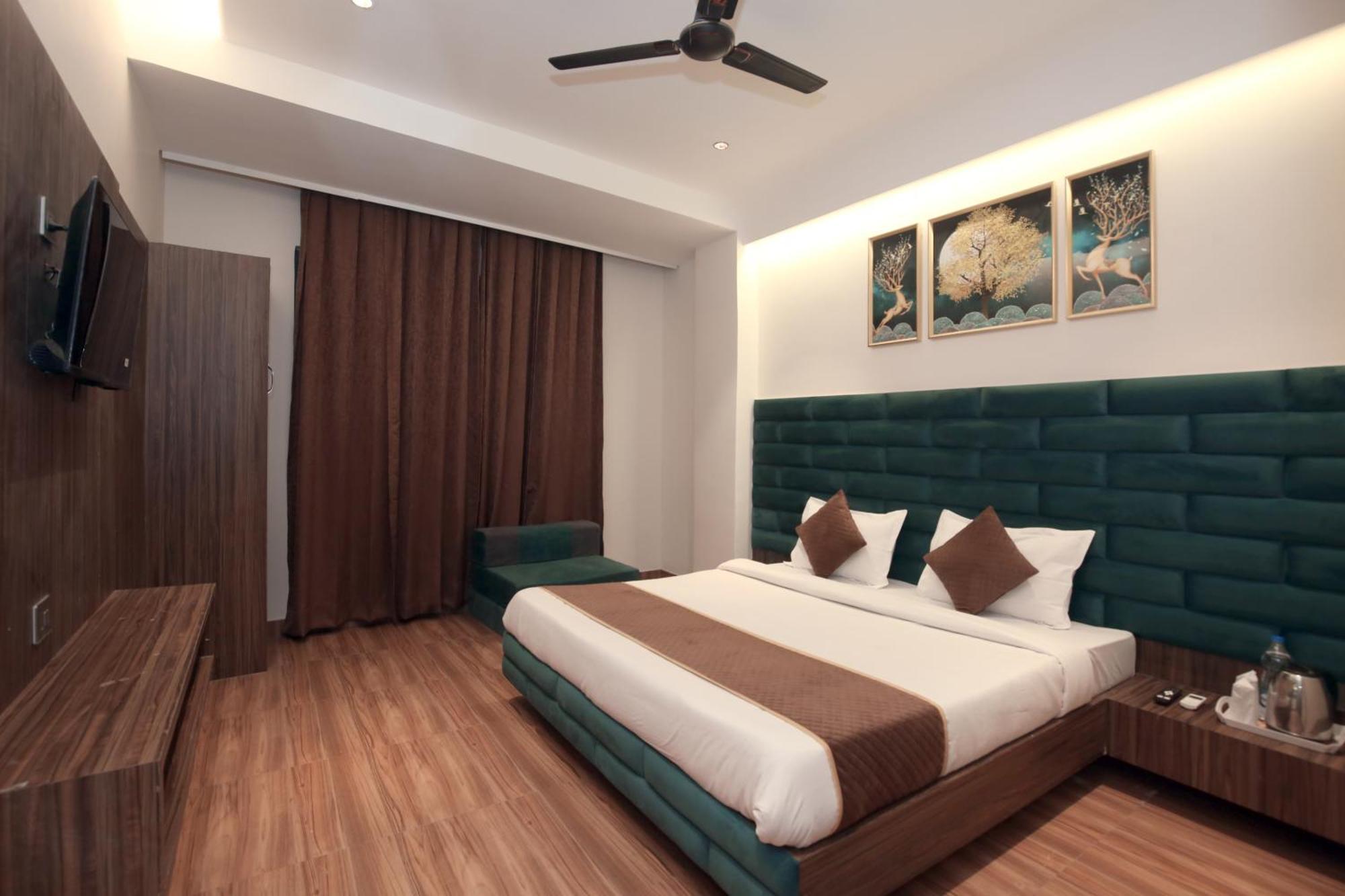 Park Plaza Hotel Near Golden Temple Amritsar Exterior photo